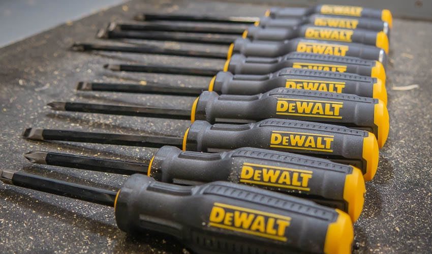 DeWalt ToughSeries Screwdrivers Feature