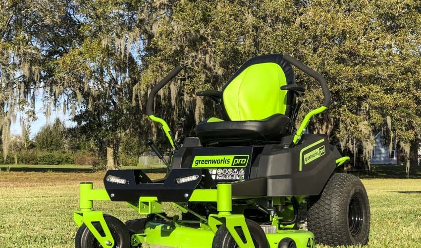 Greenworks Pro 60V ZTR Mower RZ42R