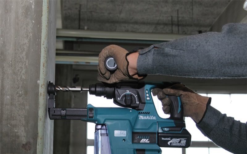 Makita LXRH011 Brushless 1 in SDS-Plus Rotary Hammer drilling