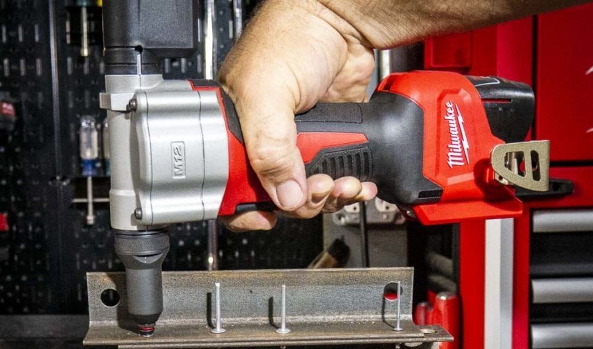 How To Use A Rivet Gun